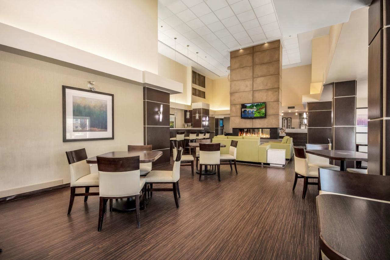 Homesuites By D3H Regina Luaran gambar